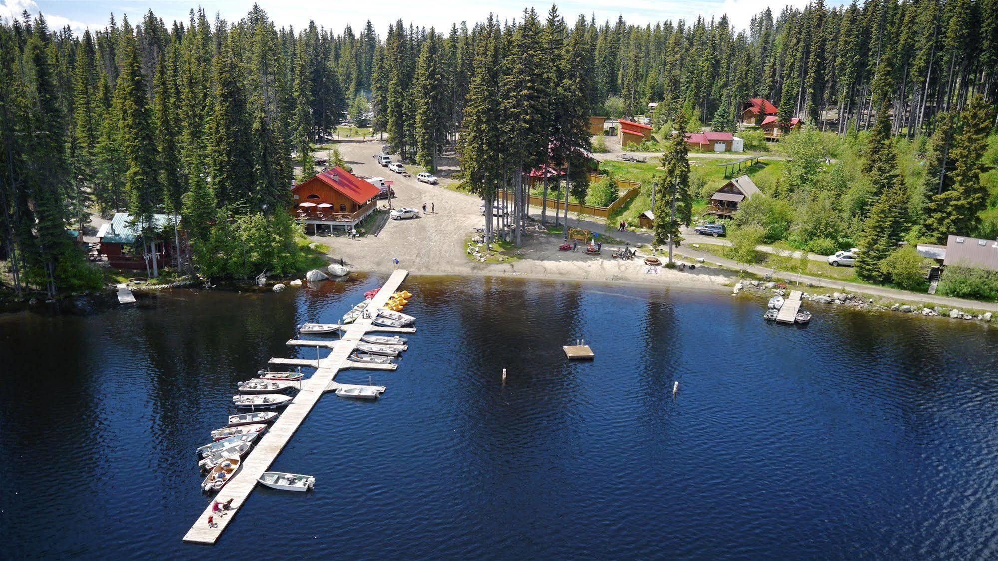Beaver Lake Mountain Resort Kelowna Exterior photo